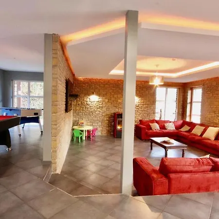 Gasthof La Roannaise 3*